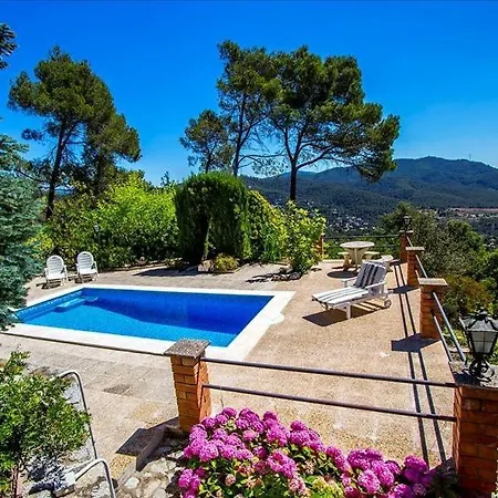 Villa Catalunya Casas Mountain Escape With Stunning Views 40 Km To Barna!