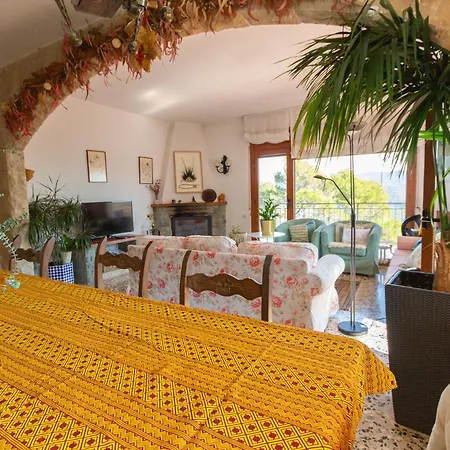 Catalunya Casas Mountain Escape With Stunning Views 40 Km To Barna! San Feliu del Raco